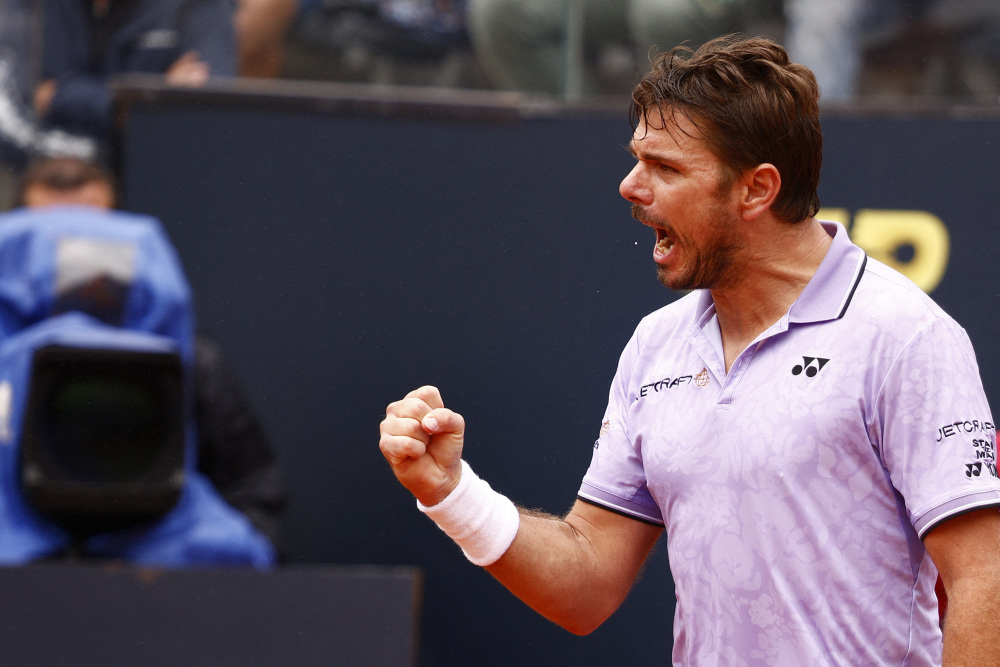 世界网球队完胜英国网球队,瓦林卡送出助攻 世界网球队完胜英国网球队,瓦林卡送出助攻