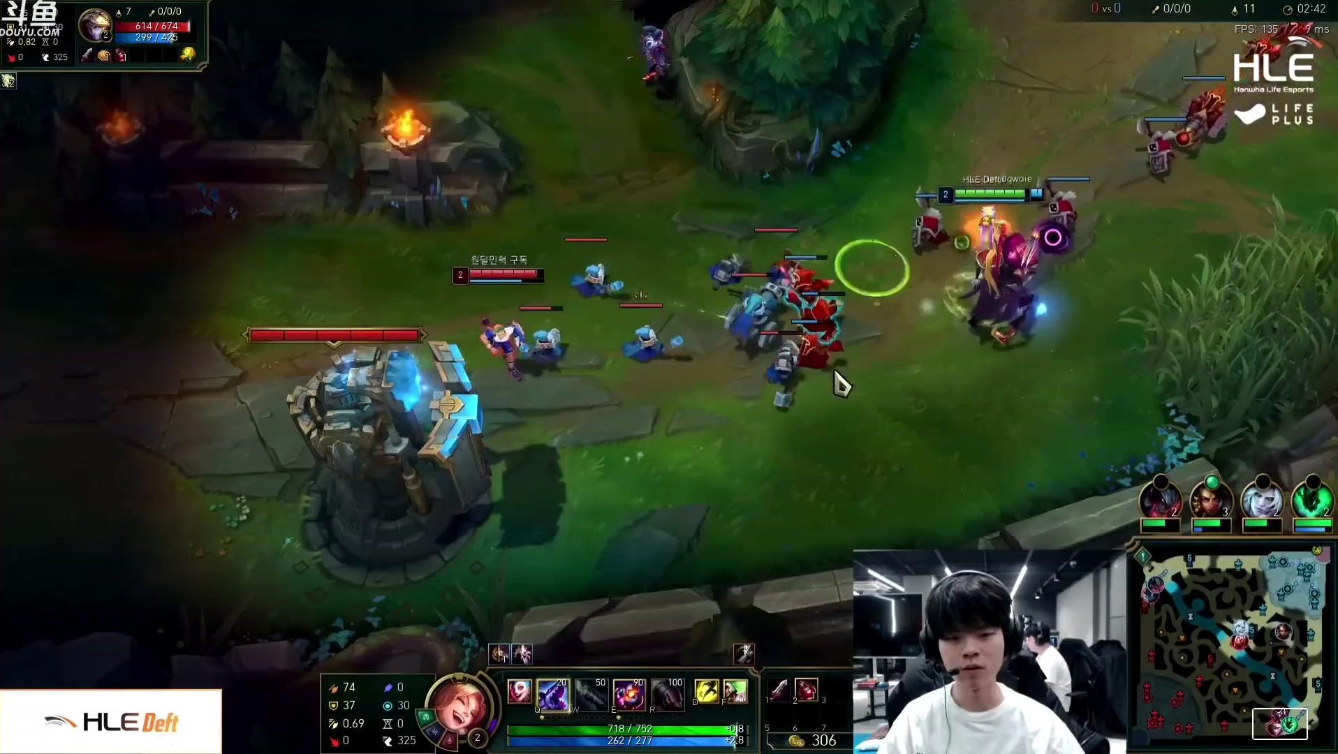 T1绝杀HLE，Deft制霸全场的简单介绍