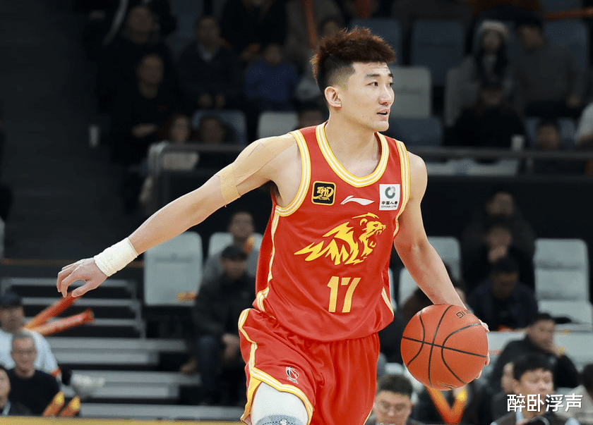 福建队险胜独行侠,孙铭徽统治全场 福建队险胜独行侠,孙铭徽统治全场